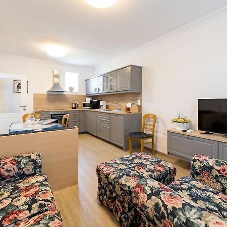 Sekt & Wein - Walter Klein Apartment อิลมิทซ์ ภายนอก รูปภาพ